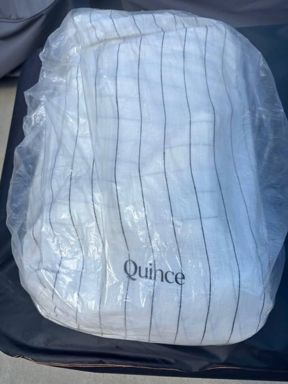 QUINCE White Base K/CK Pencil Stripe 100% Linen 4 PCS Sheet Set